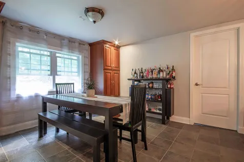46 Dutton Road Pelham NH 03076