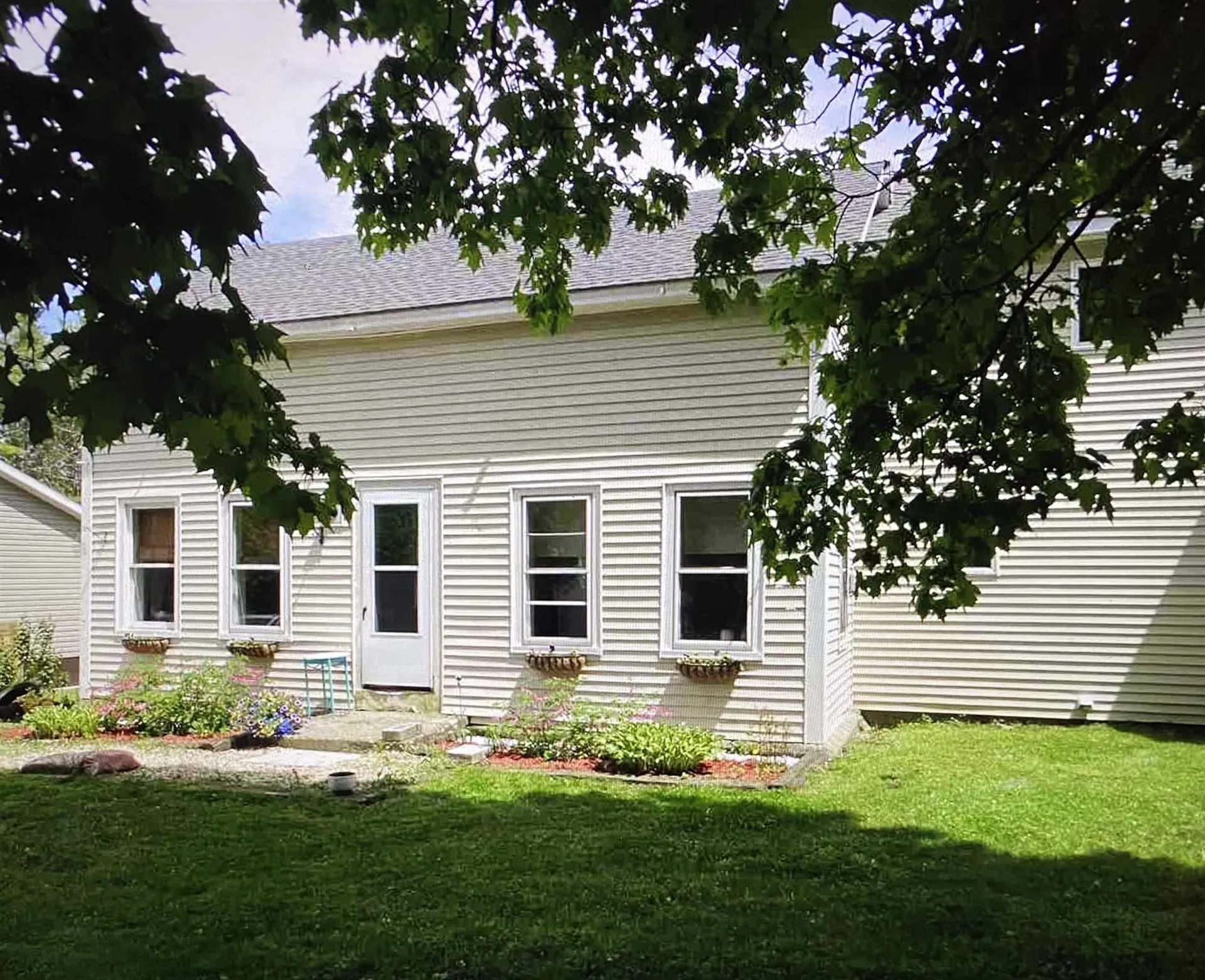 21 Easy Street Danby VT 05739