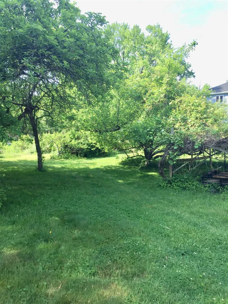 138 Leavitt Avenue Portsmouth NH 03801