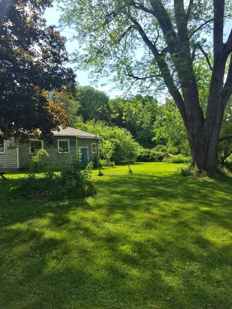 138 Leavitt Avenue Portsmouth NH 03801