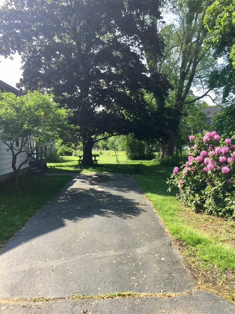 138 Leavitt Avenue Portsmouth NH 03801