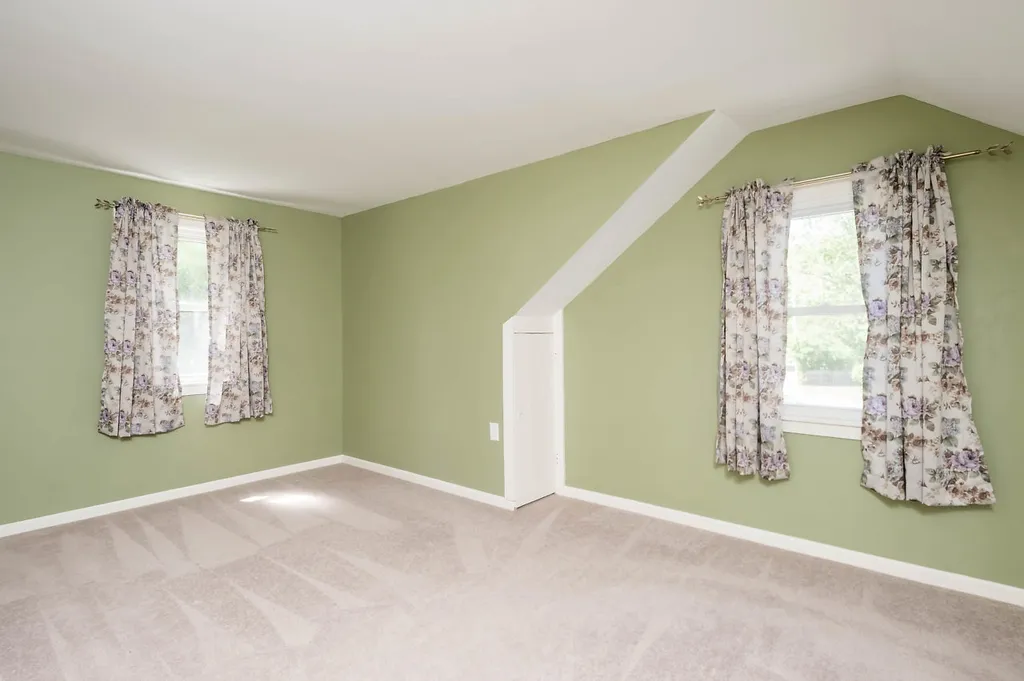 52 Maplecrest Street Newmarket NH 03857