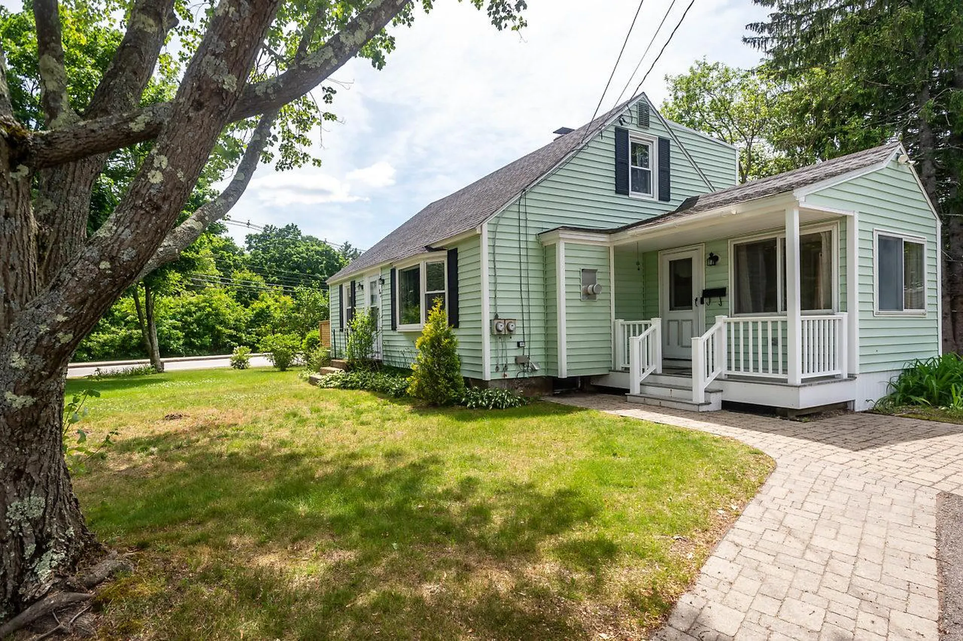 52 Maplecrest Street Newmarket NH 03857