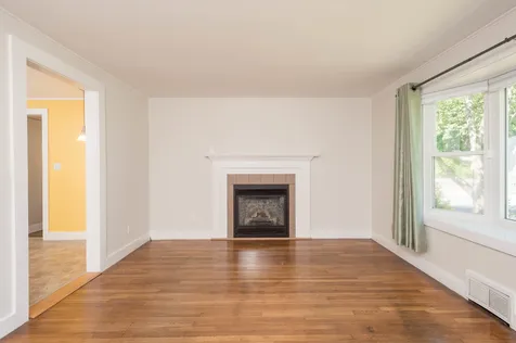 52 Maplecrest Street Newmarket NH 03857