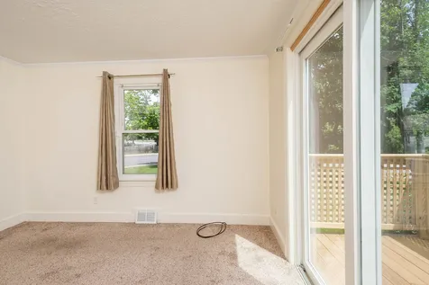52 Maplecrest Street Newmarket NH 03857