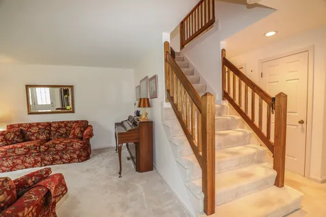 2 Wedgewood Circle Hooksett NH 03106