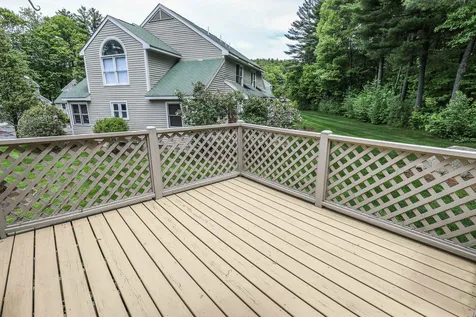 2 Wedgewood Circle Hooksett NH 03106