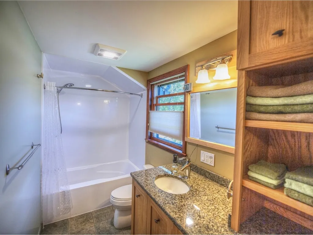 5 Cedar Circle Jericho VT 05465