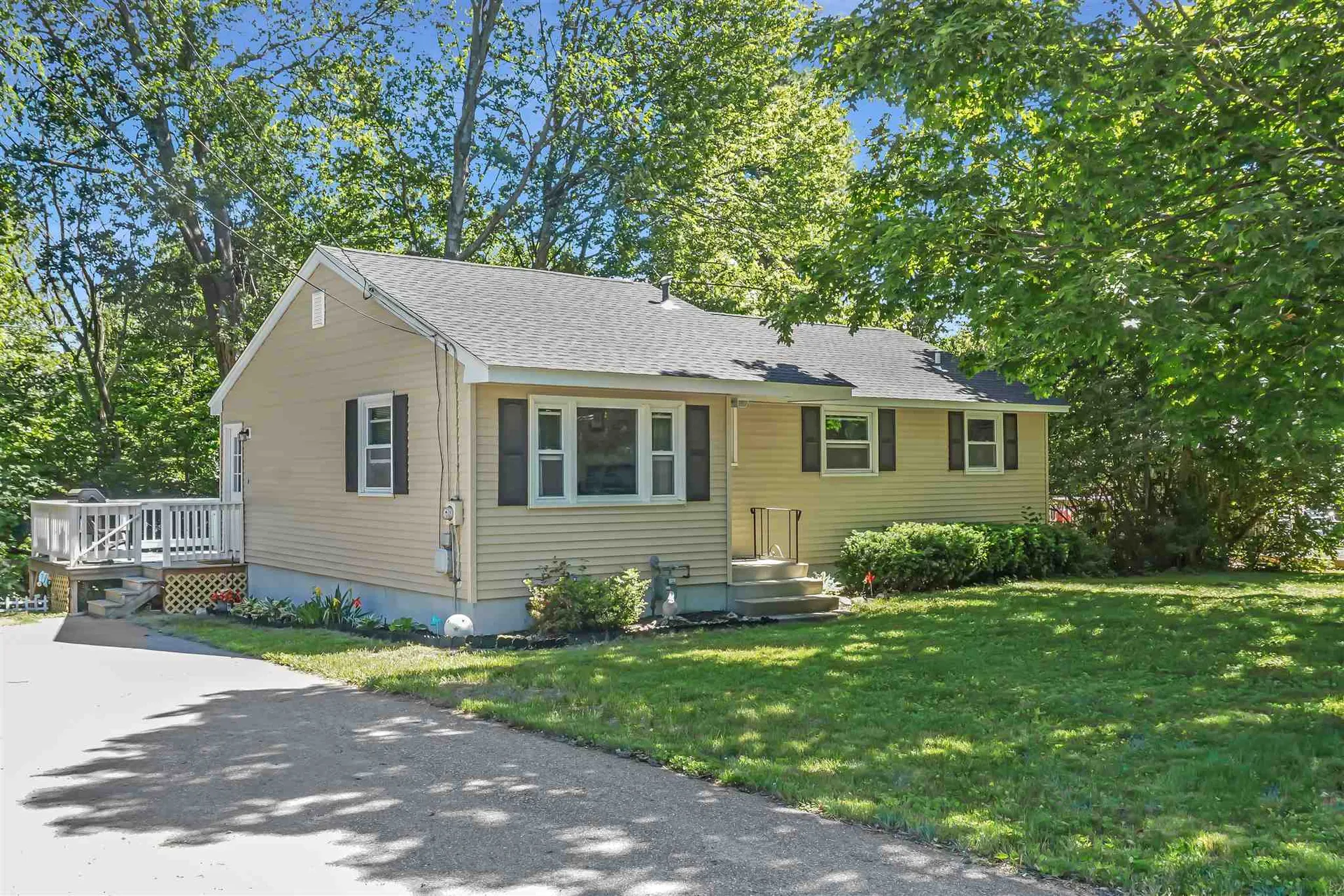 110 Ridgefield Drive Milford NH 03055