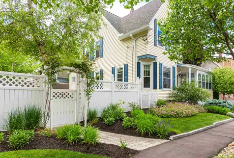 138 Riley Avenue Manchester NH 03103