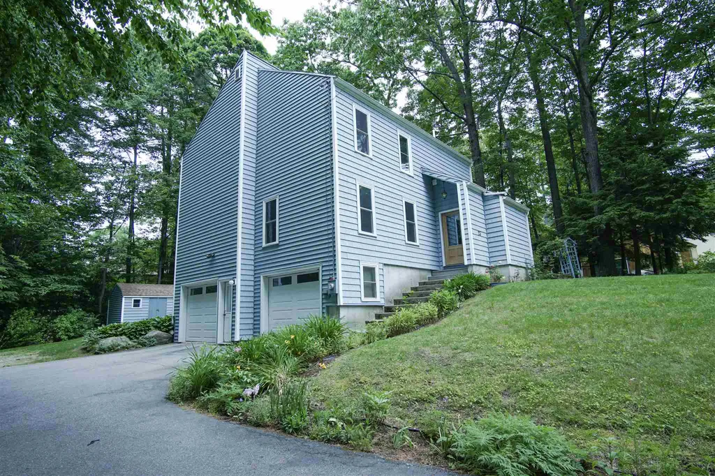 23 Iris Road Milford NH 03055