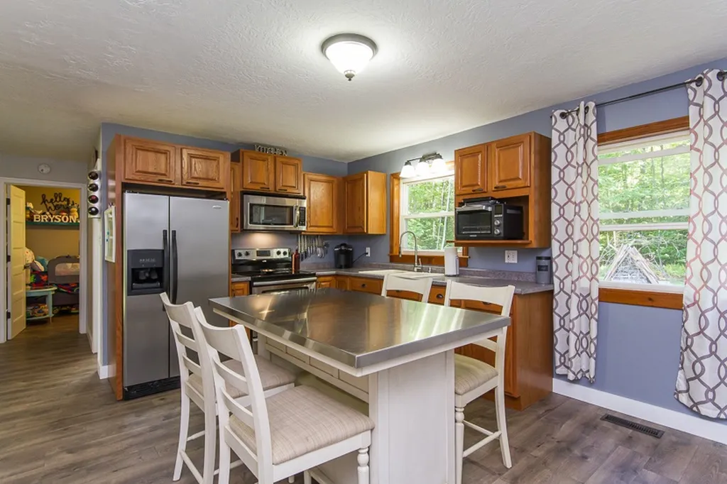 85 Dutile Road Belmont NH 03220