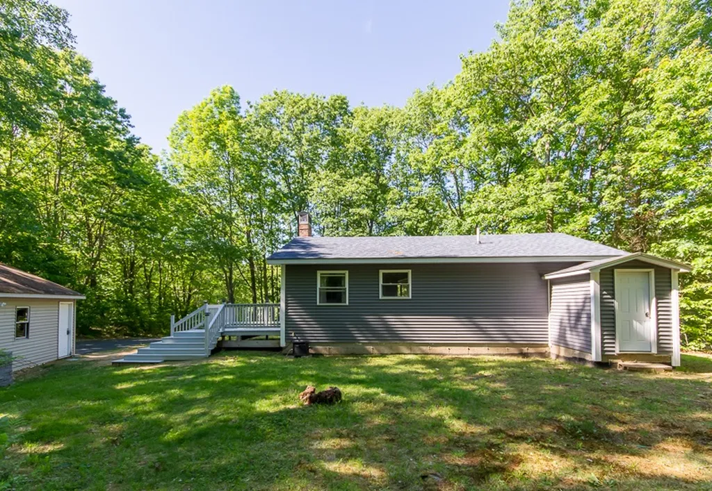 85 Dutile Road Belmont NH 03220
