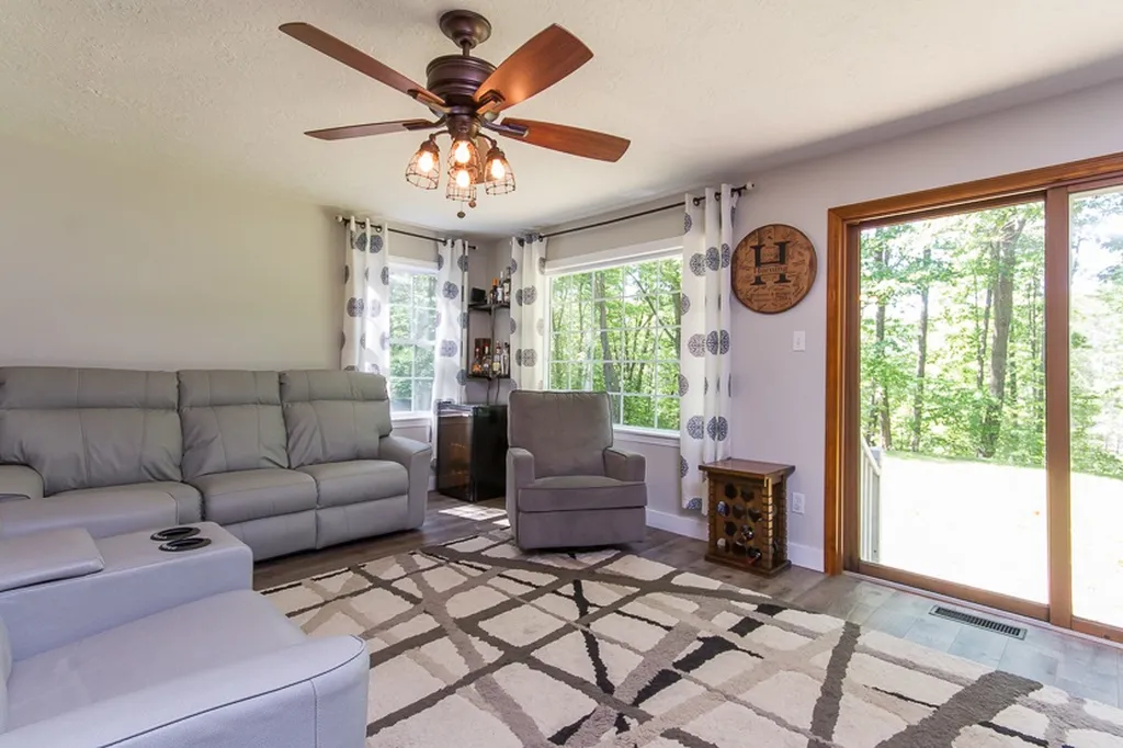 85 Dutile Road Belmont NH 03220