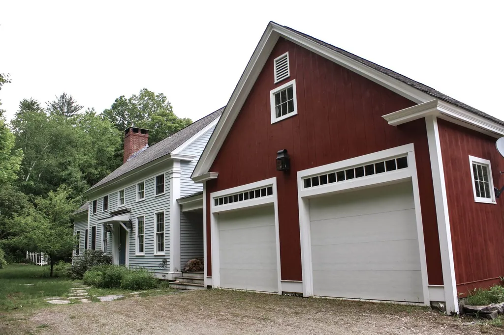498 Dodge Road Chester VT 05143