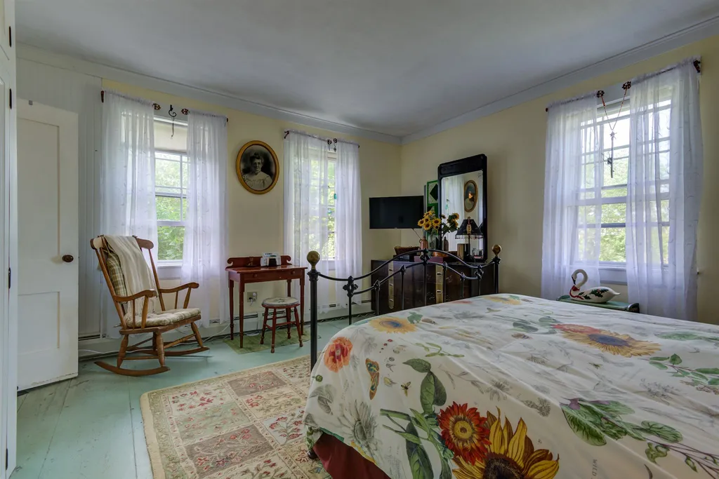 290 Stoneham Road Brookfield NH 03872