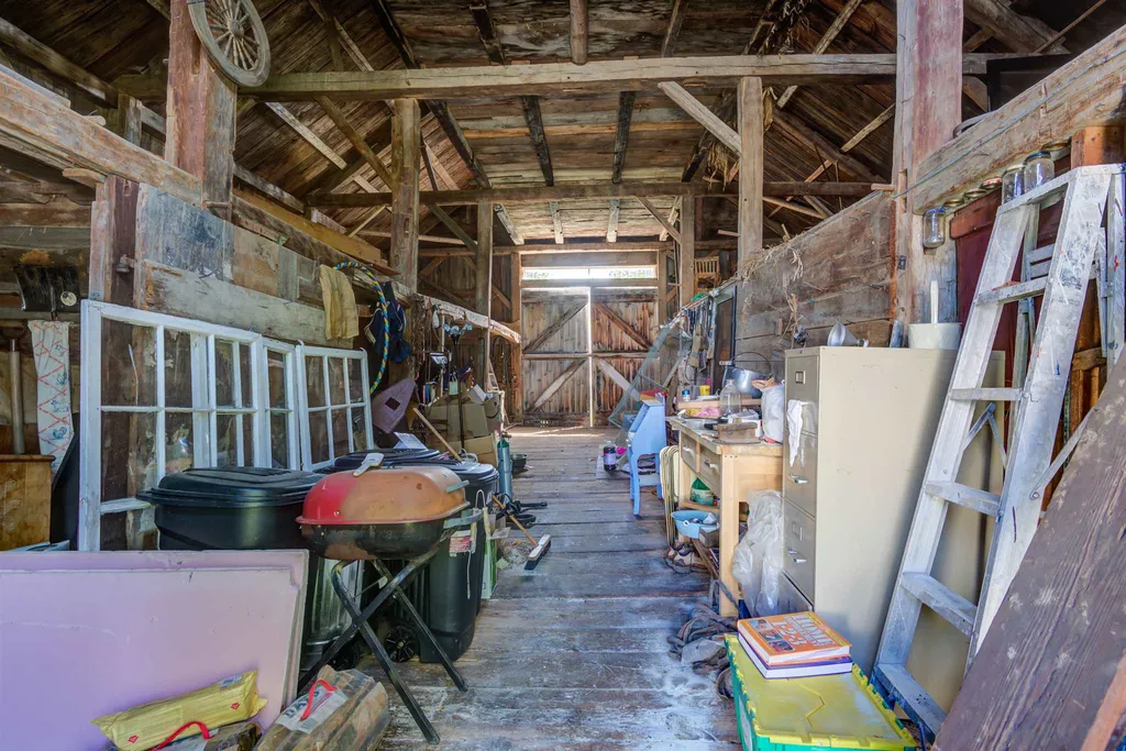 290 Stoneham Road Brookfield NH 03872