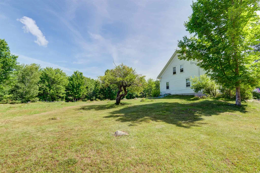 290 Stoneham Road Brookfield NH 03872