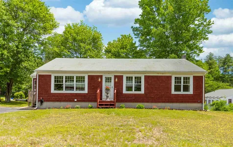 3 Spence Street Somersworth NH 03878