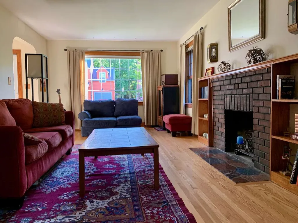 26 Thibault Parkway Burlington VT 05401