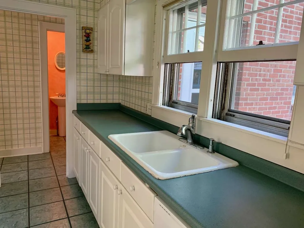 26 Thibault Parkway Burlington VT 05401