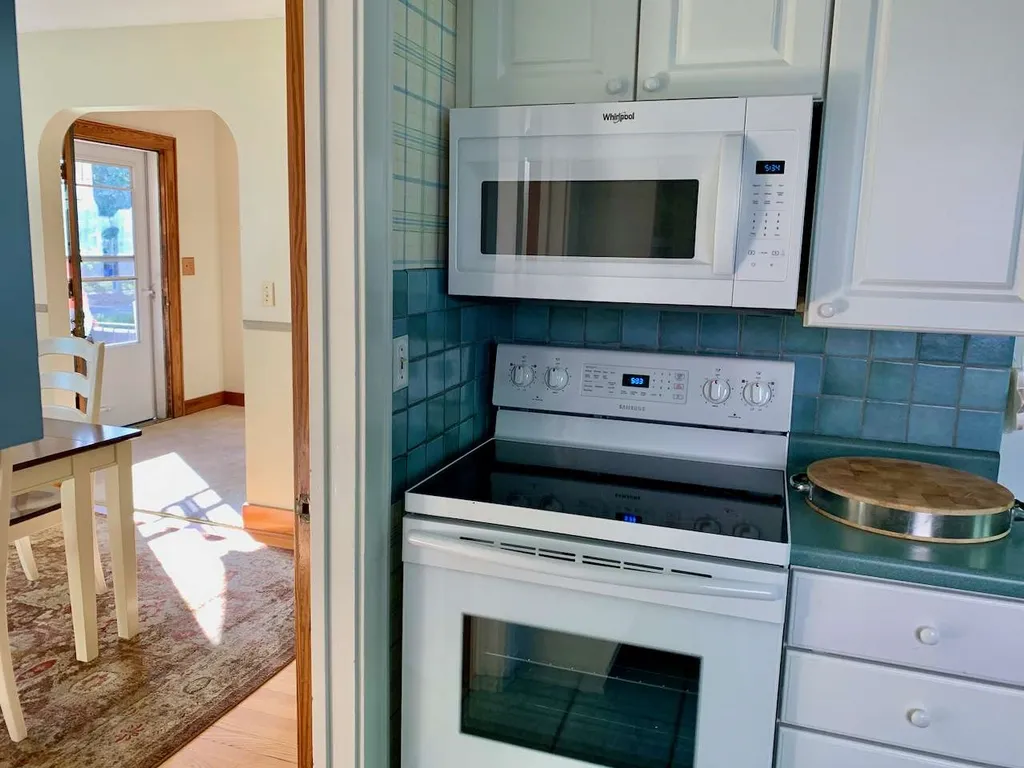 26 Thibault Parkway Burlington VT 05401