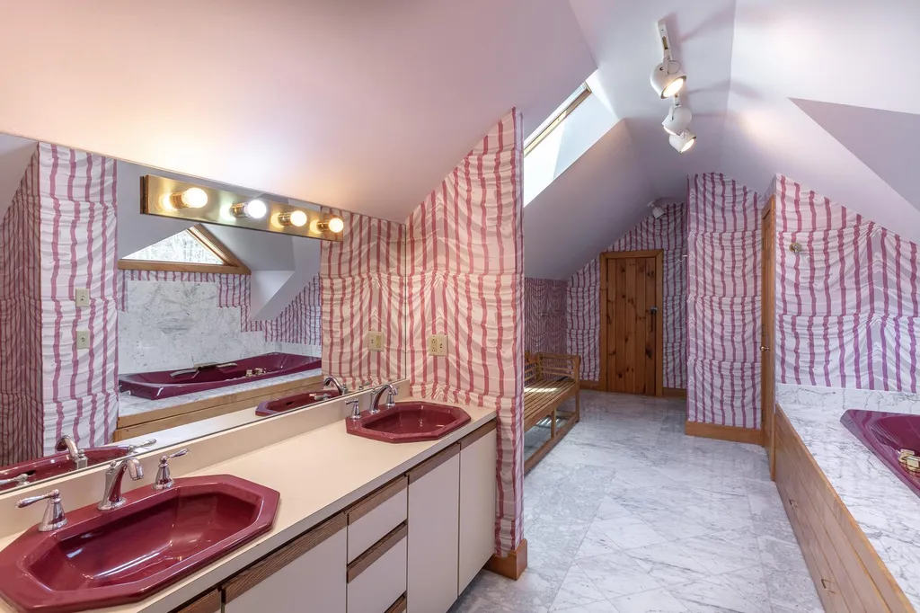 144 High Meadow Road Winhall VT 05340
