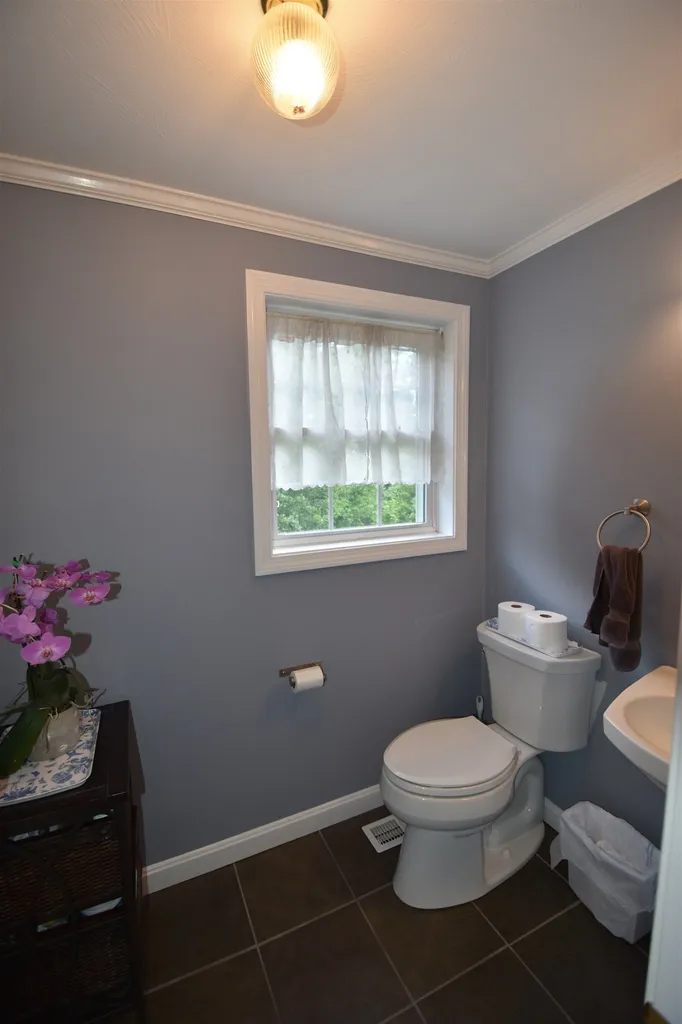 280 Wellington Hill Road Manchester NH 03104