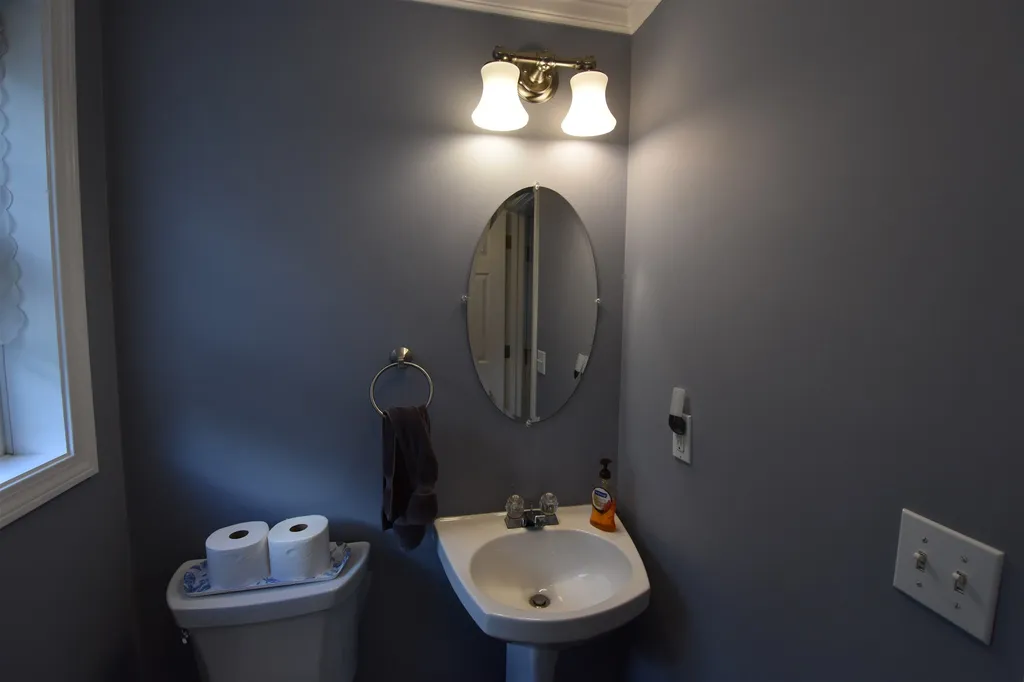 280 Wellington Hill Road Manchester NH 03104