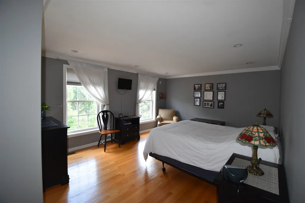 280 Wellington Hill Road Manchester NH 03104