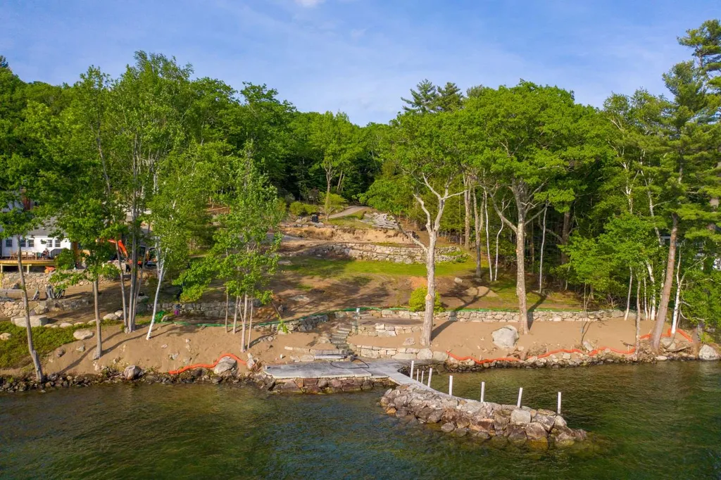 170 Edgewater Drive Gilford NH 03249