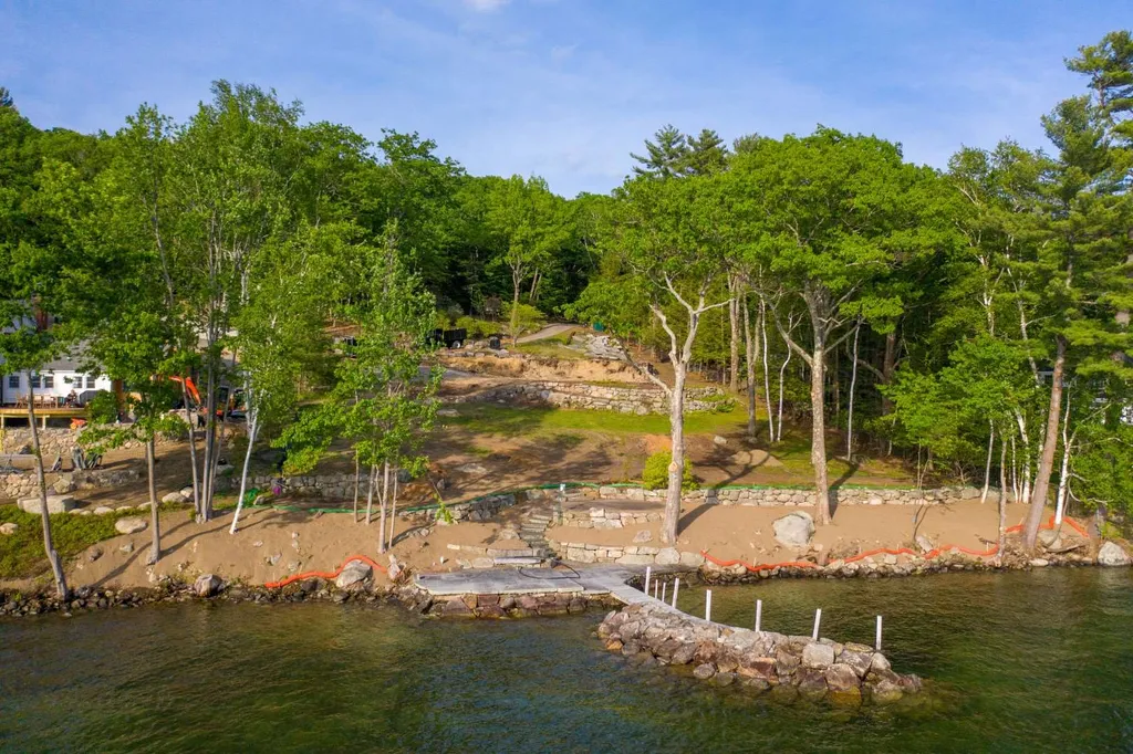 170 Edgewater Drive Gilford NH 03249