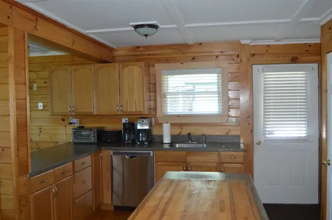 84 Lake Road Lunenburg VT 05906-9514