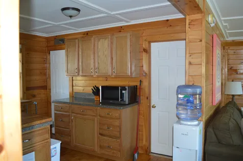 84 Lake Road Lunenburg VT 05906-9514