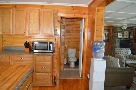 84 Lake Road Lunenburg VT 05906-9514