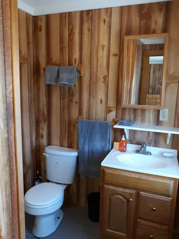 84 Lake Road Lunenburg VT 05906-9514