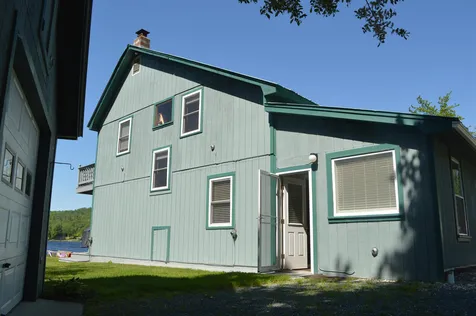 84 Lake Road Lunenburg VT 05906-9514