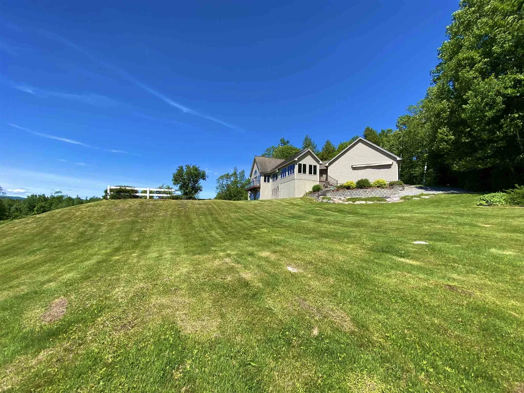 87 Ledgeside Lane Plymouth NH 03264