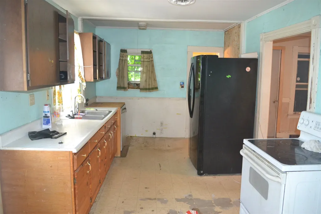 20 7th Street Nashua NH 03060