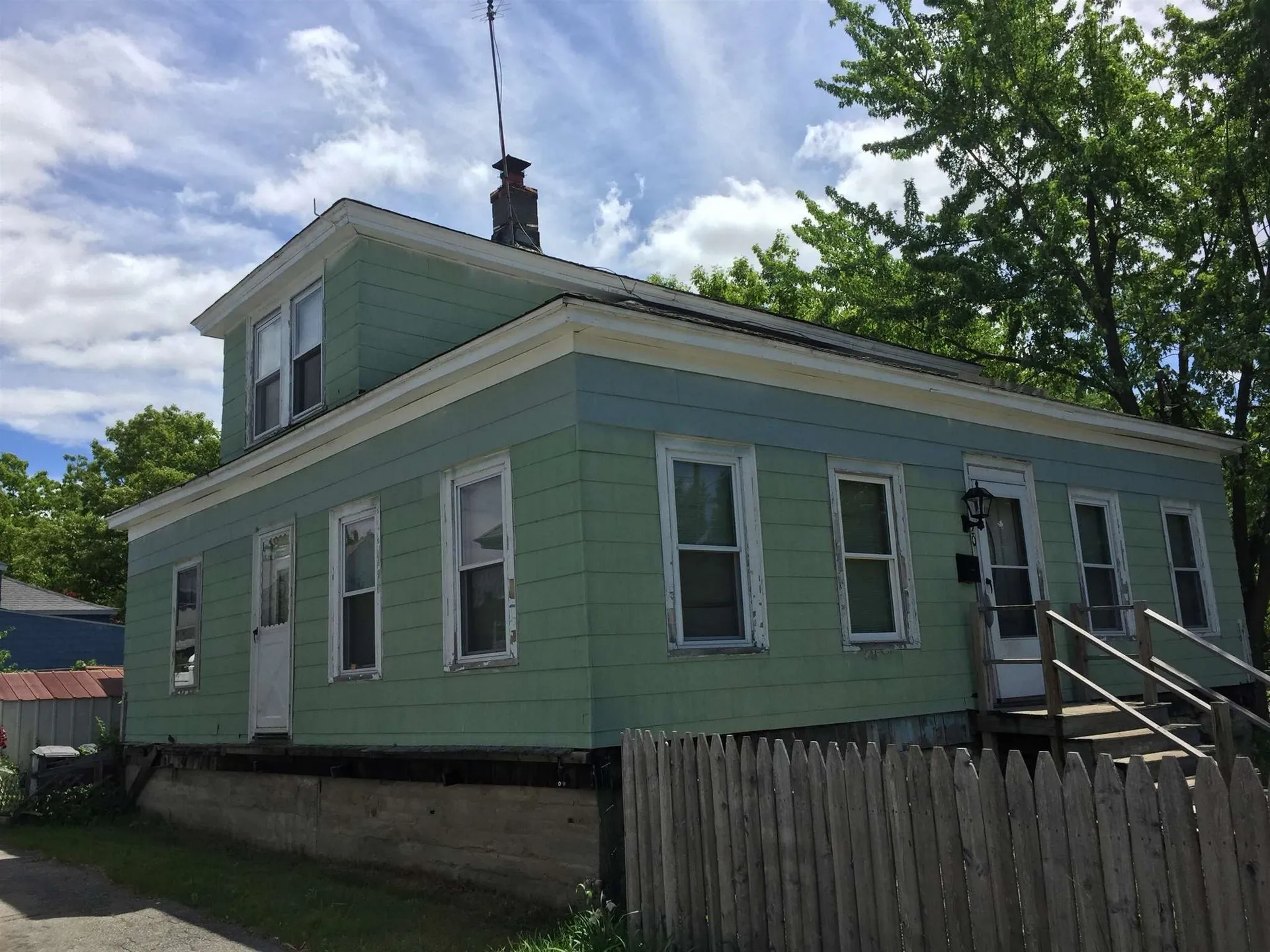 20 7th Street Nashua NH 03060