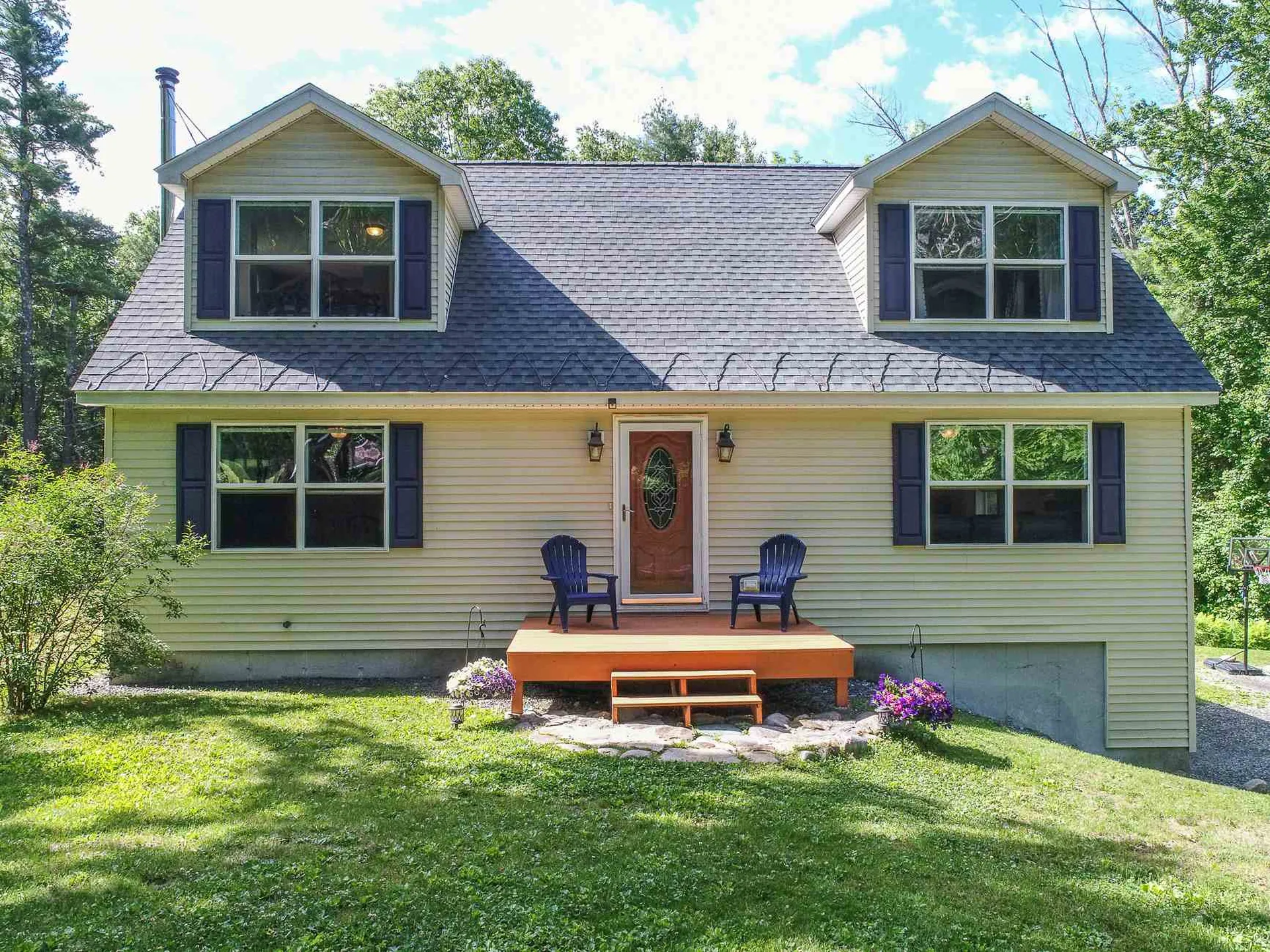 836 Mountain Road Lyndeborough NH 03082