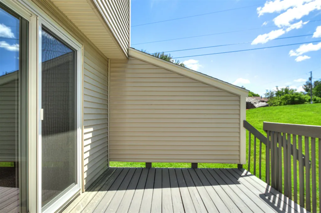 138 Fox Hollow Drive Hudson NH 03051