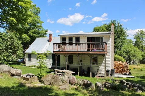 9 Dean Street Springfield VT 05156