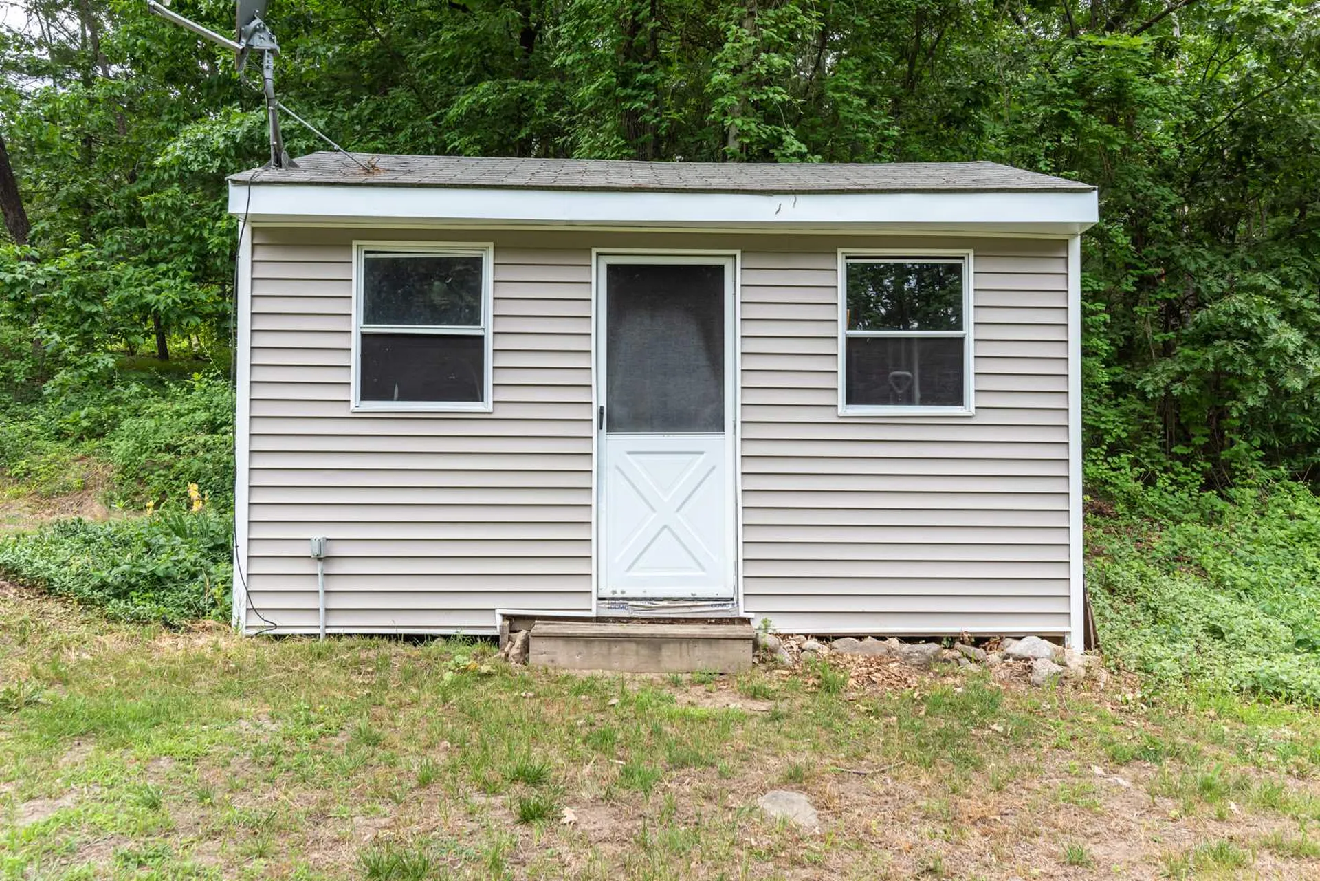 15 Stage Road Atkinson NH 03811-2540