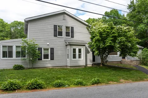15 Stage Road Atkinson NH 03811-2540