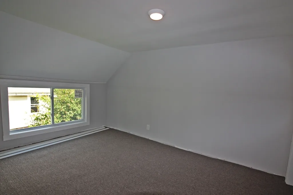 105 Hickory Hill Road Bennington VT 05201
