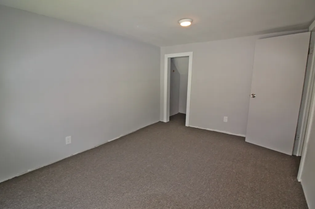 105 Hickory Hill Road Bennington VT 05201