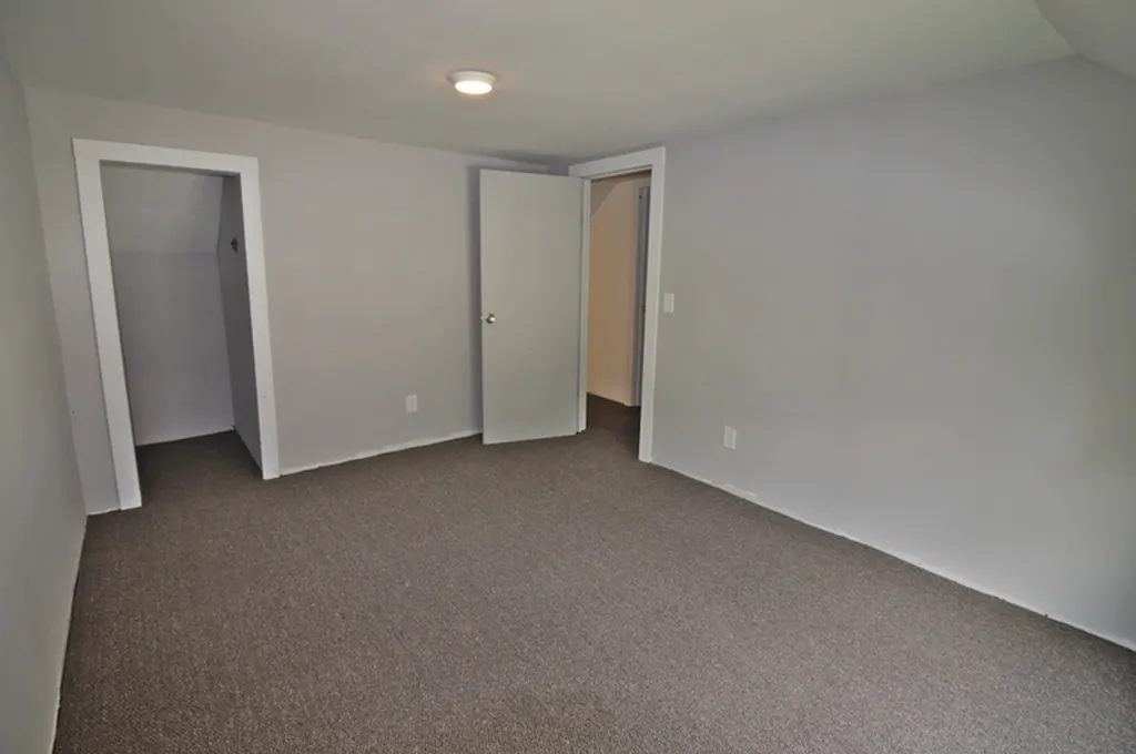 105 Hickory Hill Road Bennington VT 05201