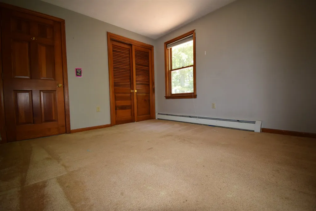 3 Sean Drive Kingston NH 03848