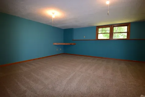 3 Sean Drive Kingston NH 03848